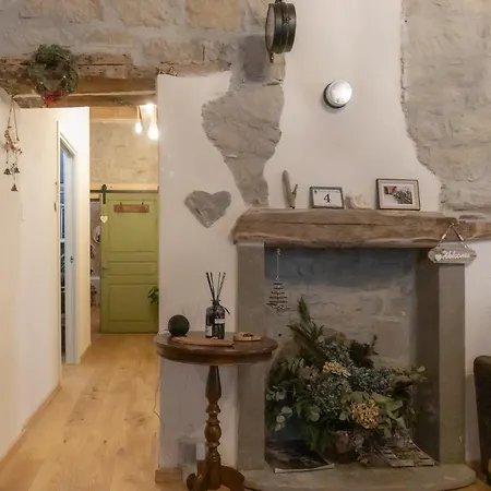 Domek alpejski Almera-centro Storico,vasca Idromassaggio Sestola