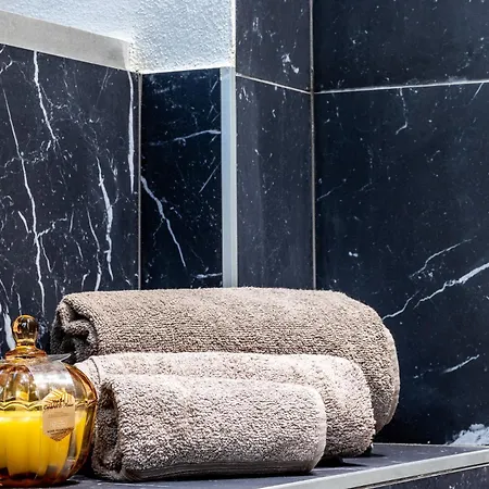 Alméra-centro Storico,vasca Idromassaggio *