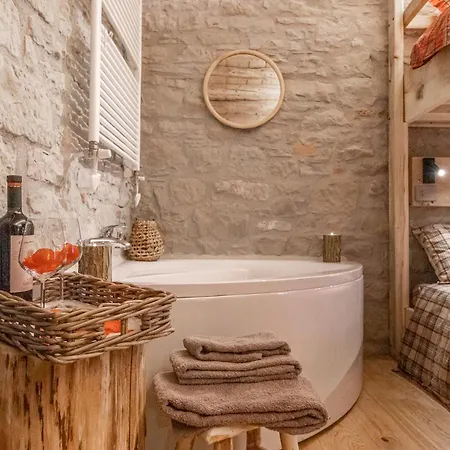 Alméra-centro Storico,vasca Idromassaggio Chalet *