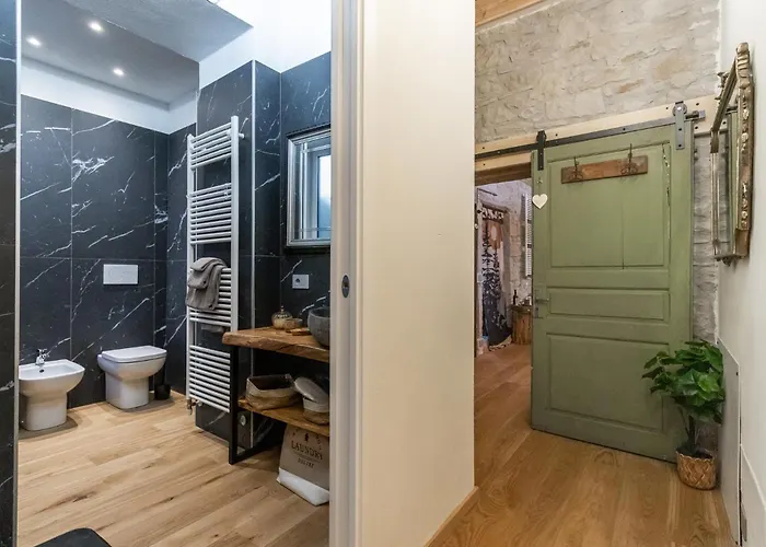 Almera-centro Storico,vasca Idromassaggio Sestola