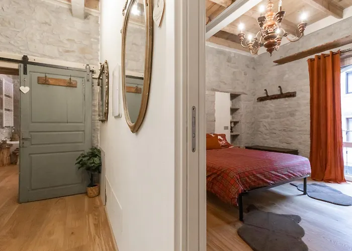 Chalet Almera-centro Storico,vasca Idromassaggio