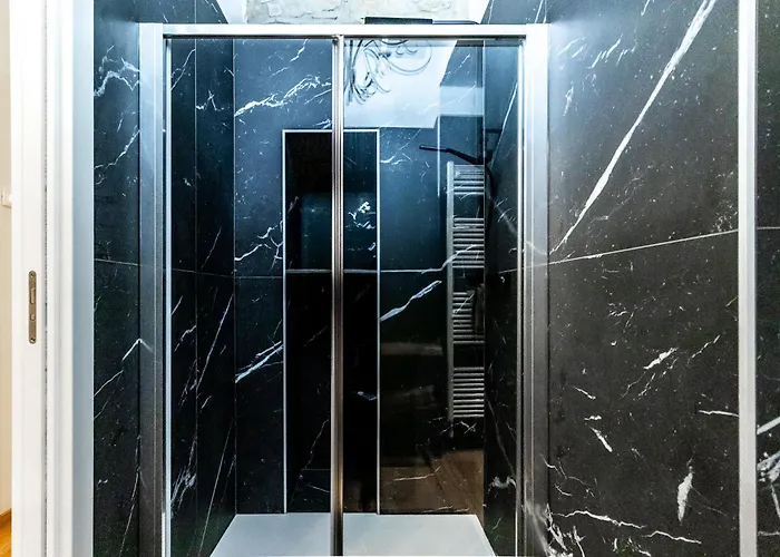 Almera-centro Storico,vasca Idromassaggio * Sestola