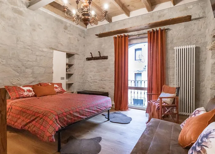 Chalet Almera-centro Storico,vasca Idromassaggio